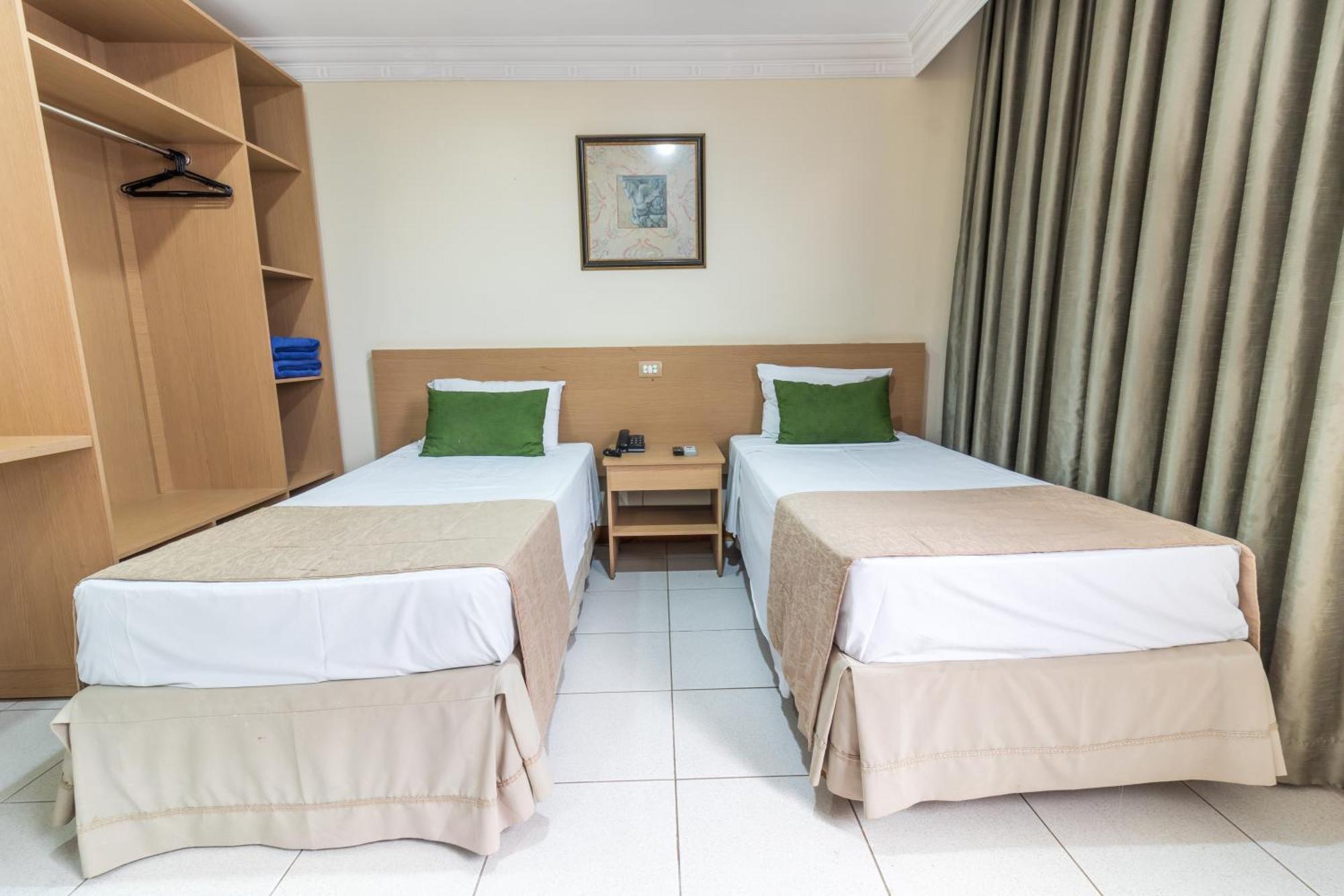 Umuarama Plaza Hotel Goiânia Exterior foto