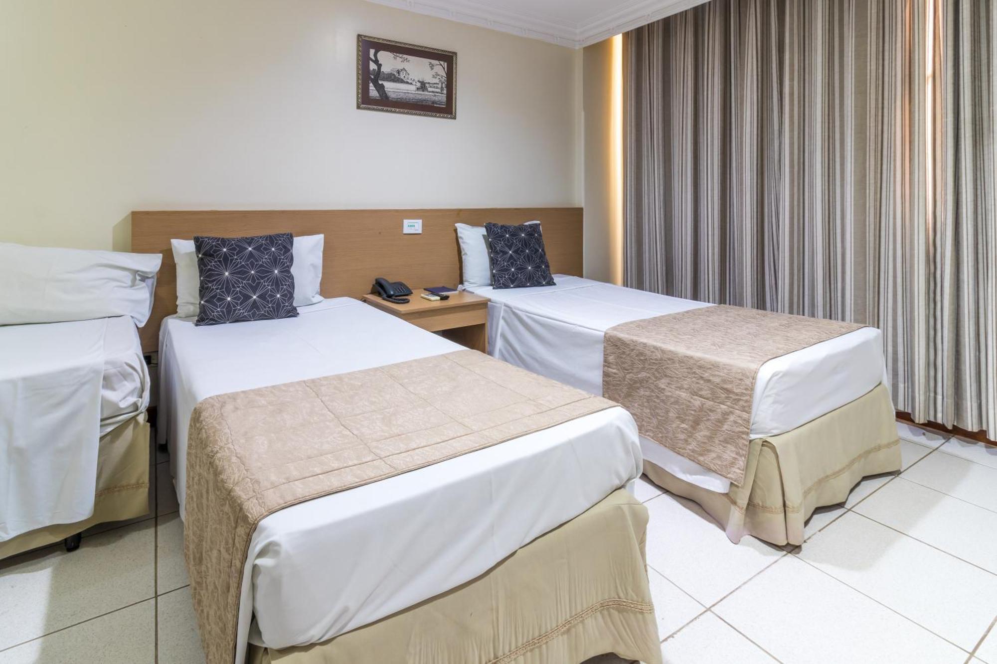 Umuarama Plaza Hotel Goiânia Exterior foto