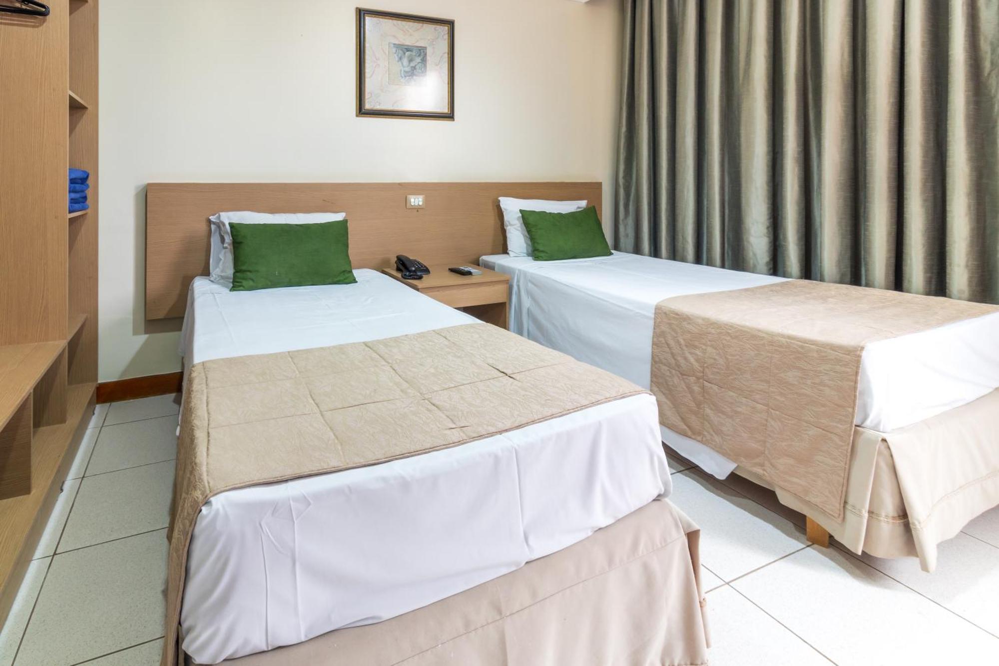 Umuarama Plaza Hotel Goiânia Exterior foto
